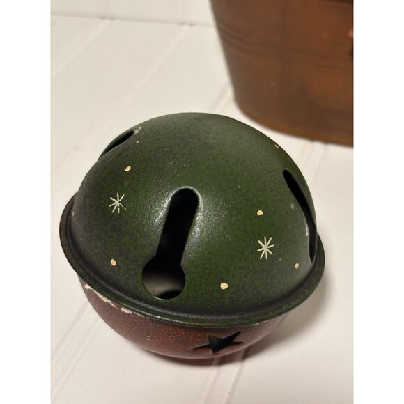 3 Metal Jingle Bells In Rust Basket Christmas Ornaments Red Green Hand Painted - Picture 4 of 6